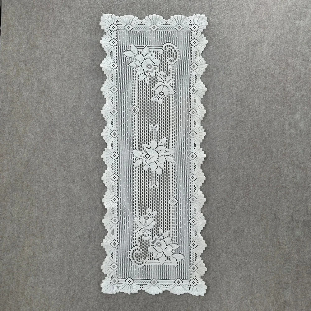 VTG Lace Table Runner Home Decor 40x15